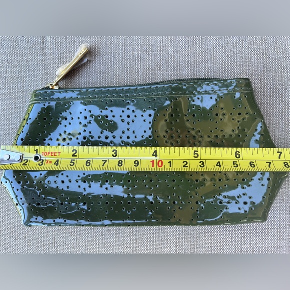 NWOT Set of Lily Pulitzer and Estée Lauder Cosmetic Pouch - Picture 5 of 9